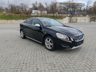 Volvo S60 foto 3