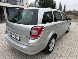 Opel Astra foto 3