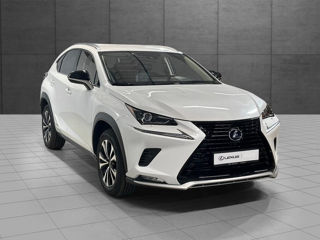 Lexus NX Series foto 1