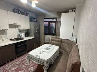 Apartament cu 2 camere, 54 m², Centru, Ialoveni