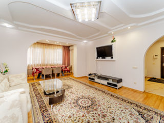 Apartament cu 3 camere, 140 m², Centru, Chișinău