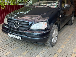 Mercedes M-Class foto 7