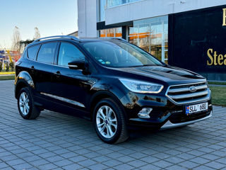 Ford Kuga foto 2