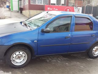 Dacia Logan foto 2