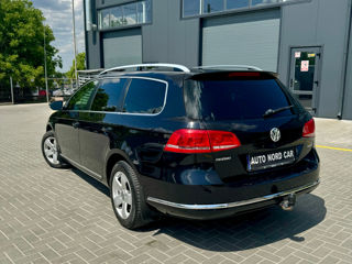 Volkswagen Passat foto 3