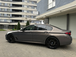 BMW 5 Series foto 5