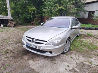 Peugeot 607