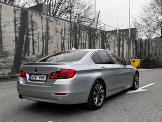 BMW 5 Series foto 3