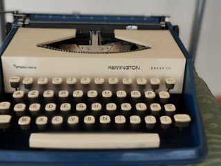 Mașina de scris foto 2