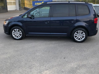 Volkswagen Touran foto 6