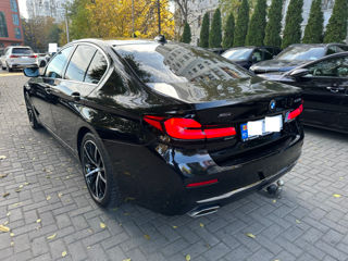 BMW 5 Series foto 4