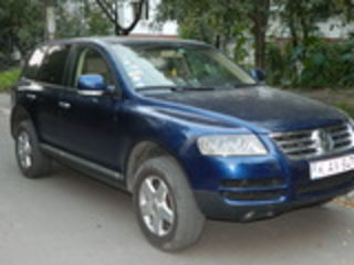 Volkswagen Touareg foto 1