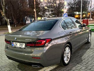 BMW 5 Series foto 2