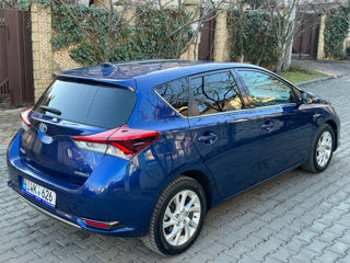 Toyota Auris foto 6