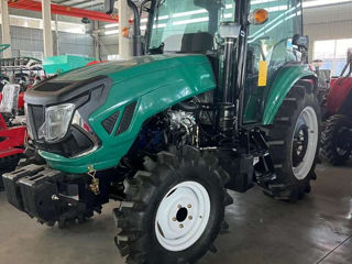 Tractor 704  70 CV