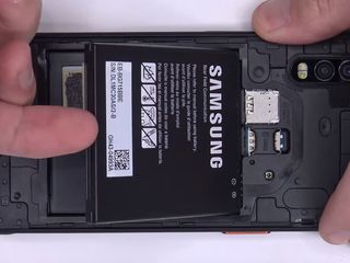 Samsung Galaxy A11, Bateria nu se încarcă? О vom înlocui fără probleme! foto 1