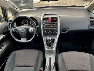 Toyota Auris foto 6