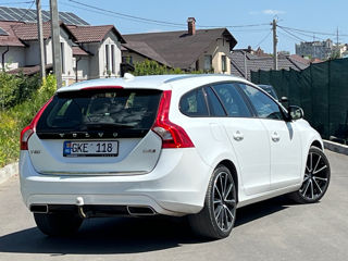 Volvo V60 foto 5