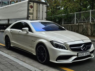 Mercedes CLS-Class foto 2