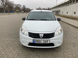 Dacia Sandero foto 3