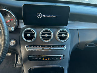 Mercedes C-Class foto 12