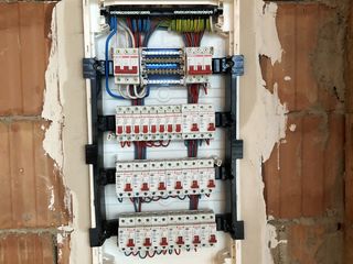 electric electrician Электромонтажные работы Electrician foto 1