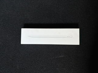 Apple Pencil USB-C - 1800 lei Nou.