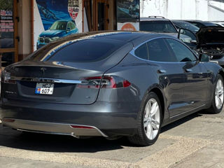 Tesla Model S foto 4