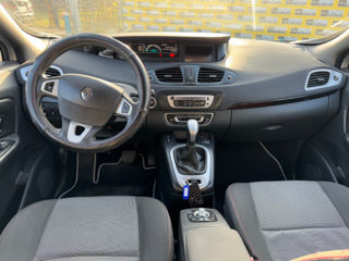 Renault Grand Scenic foto 8