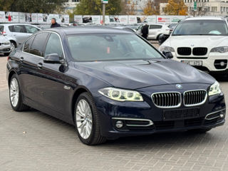 BMW 5 Series foto 5