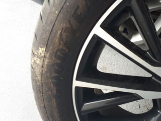 Toyota 225/50R18 foto 7