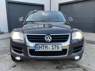 Volkswagen Touareg foto 4