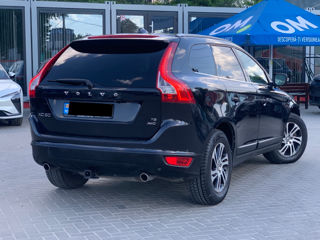 Volvo XC60 foto 4