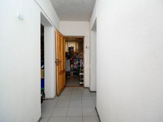 Se vinde spațiu comercial , amplasat în sec. Telecentru! foto 6