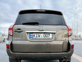 Toyota Rav 4 foto 5