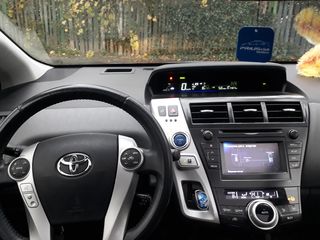 Toyota Prius + foto 4
