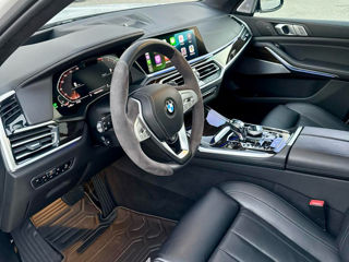 BMW X7 foto 8