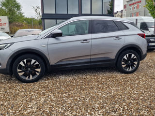 Opel Grandland X foto 2