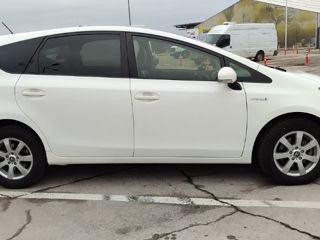 Toyota Prius + foto 3