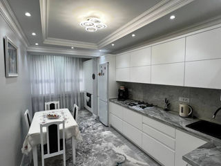 Apartament cu 2 camere, 93 m², Ciocana, Chișinău foto 11