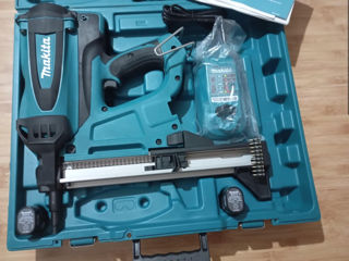 Makita Cordless Concrete Gas Pin Driver GN420C