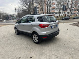 Ford EcoSport foto 3