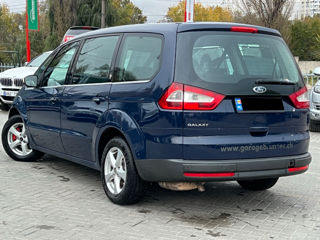 Ford Galaxy foto 3