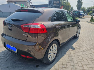 KIA Rio foto 4