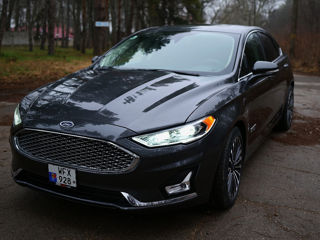 Ford Fusion foto 8