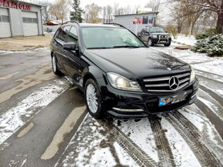 Mercedes C-Class foto 5