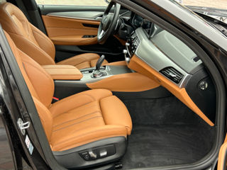 BMW 5 Series foto 16