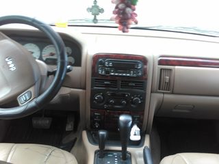 Jeep Grand Cherokee foto 4