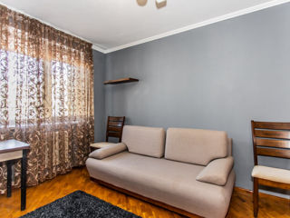 Apartament cu 2 camere, 59 m², Centru, Chișinău foto 1
