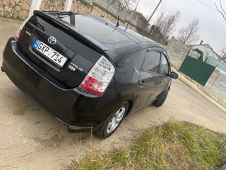 Toyota Prius foto 4